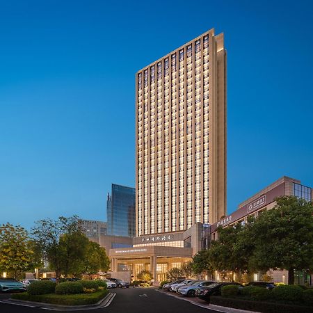 Dongguan Dongcheng International Hotel - Free Shuttle Buses For Executive Room Guests During Canton Fair المظهر الخارجي الصورة
