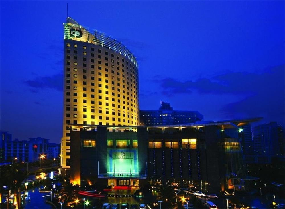 Dongguan Dongcheng International Hotel - Free Shuttle Buses For Executive Room Guests During Canton Fair المظهر الخارجي الصورة