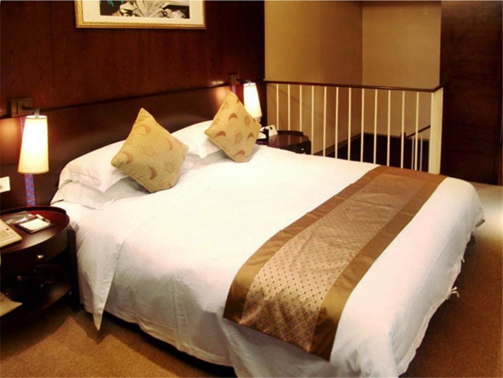 Dongguan Dongcheng International Hotel - Free Shuttle Buses For Executive Room Guests During Canton Fair المظهر الخارجي الصورة