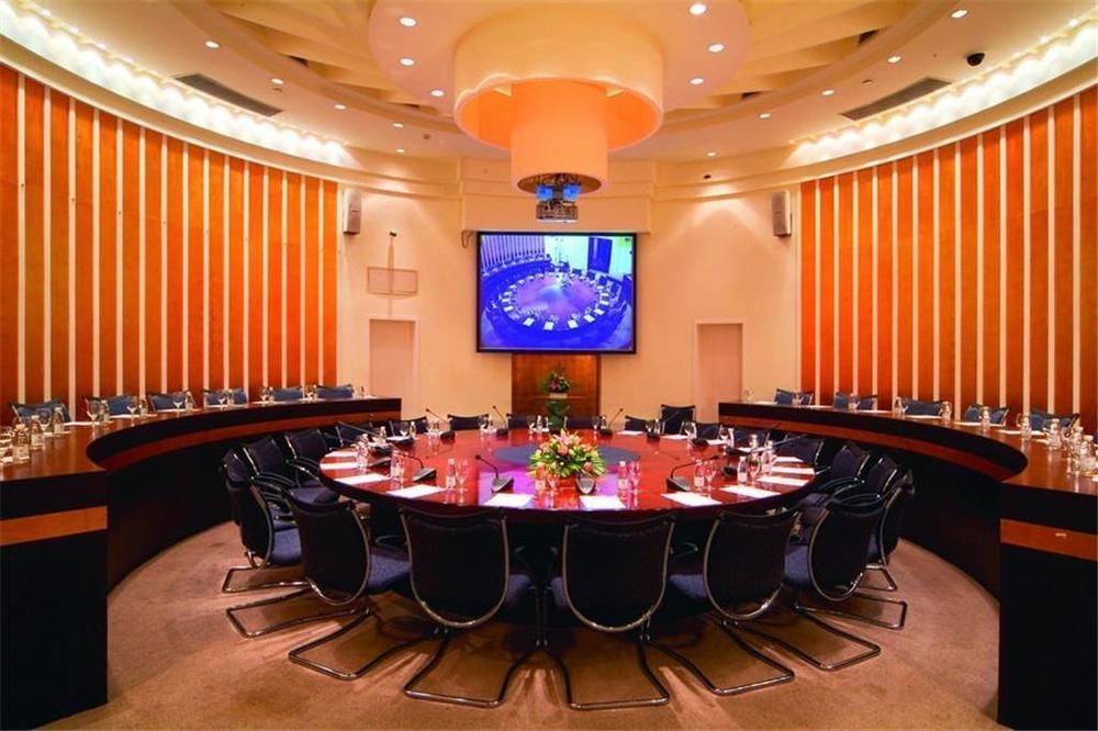 Dongguan Dongcheng International Hotel - Free Shuttle Buses For Executive Room Guests During Canton Fair المظهر الخارجي الصورة